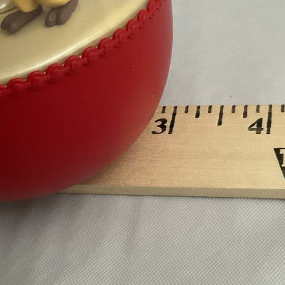 Winnie the Pooh Hallmark Keepsake Ornament 1994 Parade Magic Motion Music TESTED - Picture 13 of 16